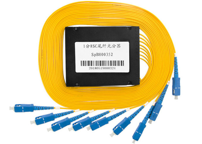 Il separatore a fibra ottica di FTTH scrive la struttura 1X8 con il connettore dello Sc UPC 3