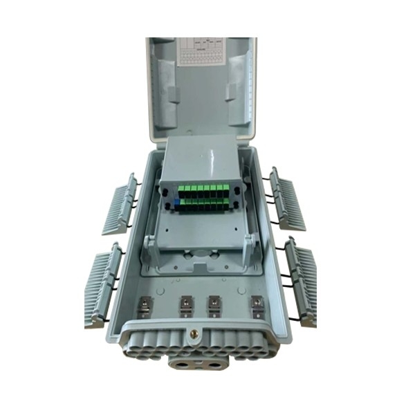 IP 65 dell'ABS a fibra ottica della scatola di distribuzione del porto della Cina 24 con il separatore alimentabile dello SpA dello Sc metodo di Palo/della parete 1